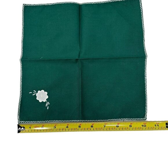 Green Cloth Napkins White Embroidered Floral Design Square Set of 6 - Picture 7 of 11